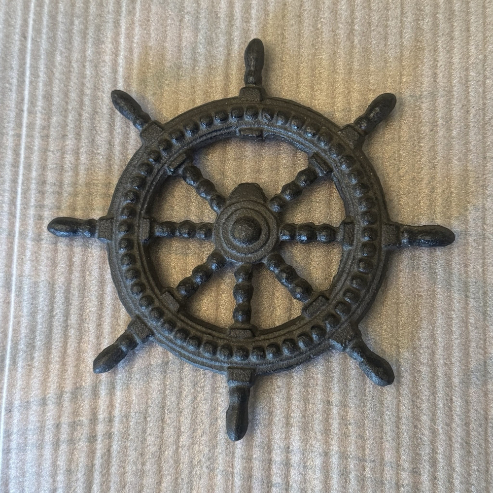 Cast Iron Ship's Wheel Bottle Opener Coaster - Bar Grill Party or Man Cave - Picture 3 of 3